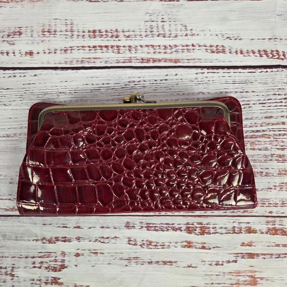 Vtg Rolfs Bellagio Garnet Red Clutch Deadstock Large Quilted Faux Leather Wallet